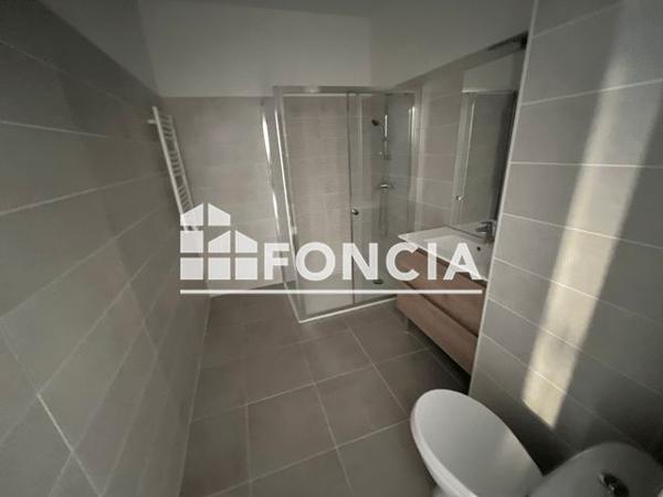 Location Appartement 3 pièces 73.9 m² - 70 RUE MARECHAL VAUBAN Nice 06000