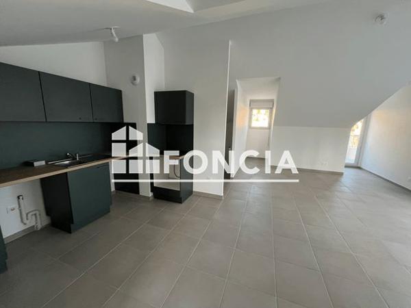 Location Appartement 3 pièces 73.9 m² - 70 RUE MARECHAL VAUBAN Nice 06000