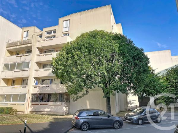 Appartement F4 à vendre  4 pièces - 84,35 m 2   COMPIEGNE  - 60