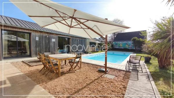 Maison en pierres de 250 m2 5 chambres sur 1850 m2 avec pisc