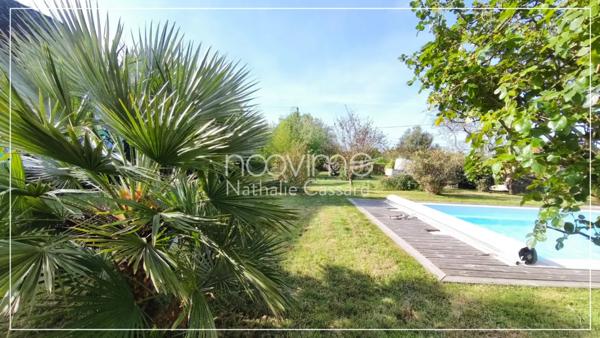 Maison en pierres de 250 m2 5 chambres sur 1850 m2 avec pisc