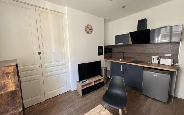 Immeuble à vendre    2 pièces •  Limoges