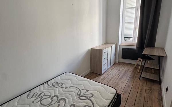 Immeuble à vendre    2 pièces •  Limoges