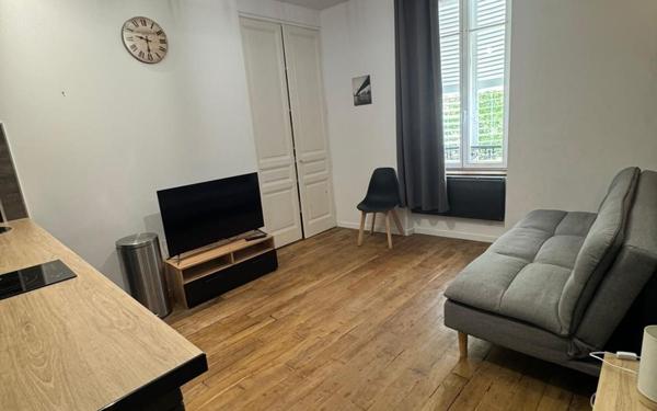 Immeuble à vendre    2 pièces •  Limoges