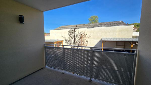 Appartement Provins T2 DE 2026 avec ascenseur 40 m² avec LOGGIA et PARKING