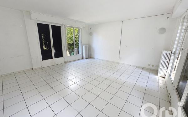 Maison à vendre    4 pièces • 157 m2 Clamart