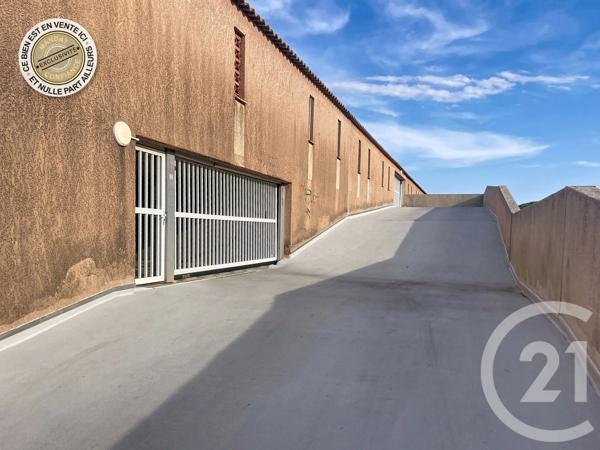Parking à vendre  29 m 2   PORT LEUCATE  - 11