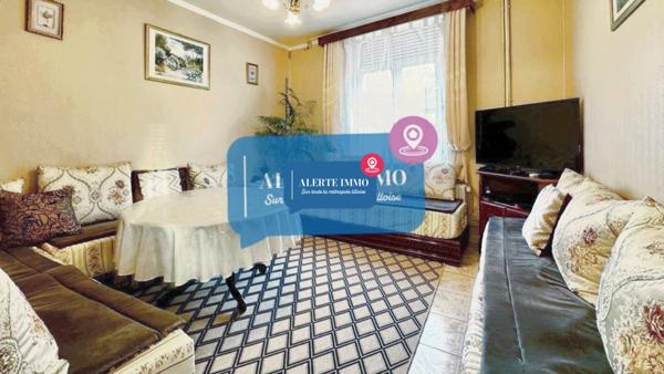 Maison de 168,32 m2 avec possibilité de construction et division comprenant 5 chambres, 2 salons et 2 garages