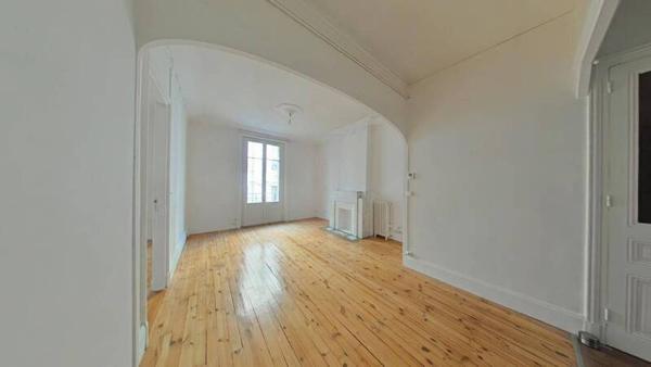 Appartement 2 pièces                                        - 42000 Saint-Étienne Réf : 12351