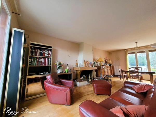 Maison à vendre 7 pièces CHAMBRAY LES TOURS (37) - 5 chambres + 1 bureau - 150 m2 habitables + 70 m2 sous-sol - Jardin