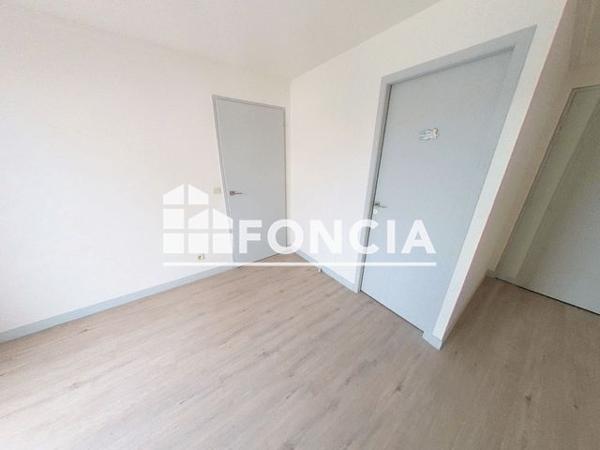 Location Appartement 2 pièces 37.88 m² - RESIDENCE LES MEUNIERS La Rochelle 17000