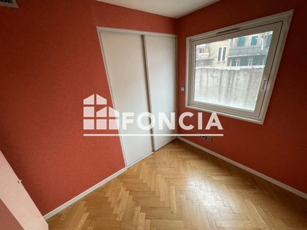 Location Appartement 5 pièces 184.56 m² - 21-25 AVENUE FELIX FAURE Valence 26000