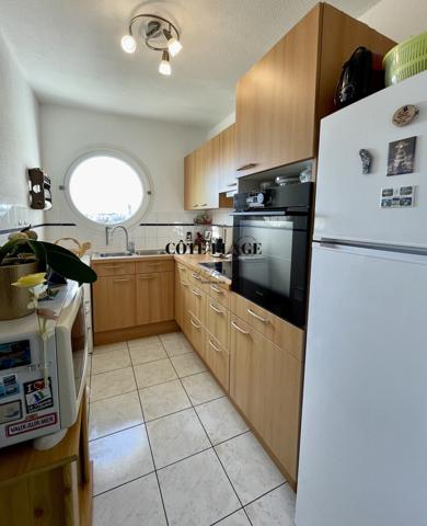 Royan (17200) Royan, Appartement 2 chambres avec terrasse et garage proche commerces au prix de 284.000€ FAI