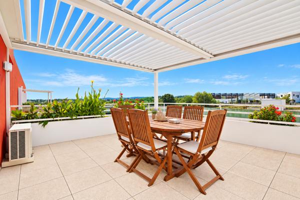 Appartement
         4 pièces
        - 79 m² 336 000 € *