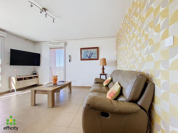 Appartement
         4 pièces
        - 79 m² 336 000 € *