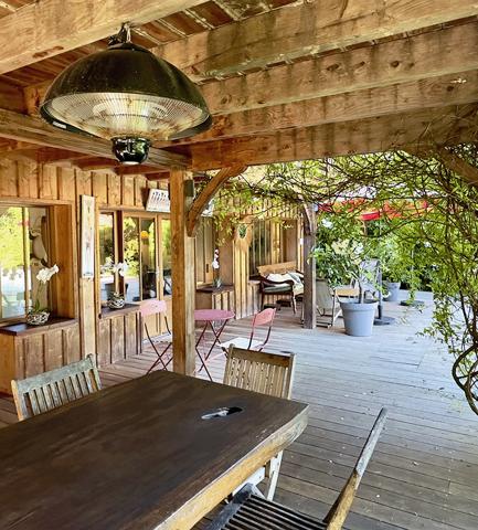 Cap Ferret, Port de la Vigne, ravissante Villa bois « esprit bassin » 145m2 habitable nichée au milieu d’un magnifique jardin paysagé de 1000 m2 avec grande piscine
