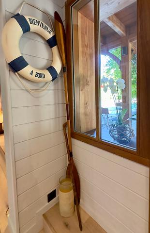 Cap Ferret, Port de la Vigne, ravissante Villa bois « esprit bassin » 145m2 habitable nichée au milieu d’un magnifique jardin paysagé de 1000 m2 avec grande piscine