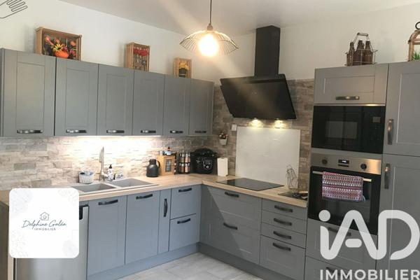 Maison à vendre 6 pièces 150 m² Saint-Rémy-sur-Avre