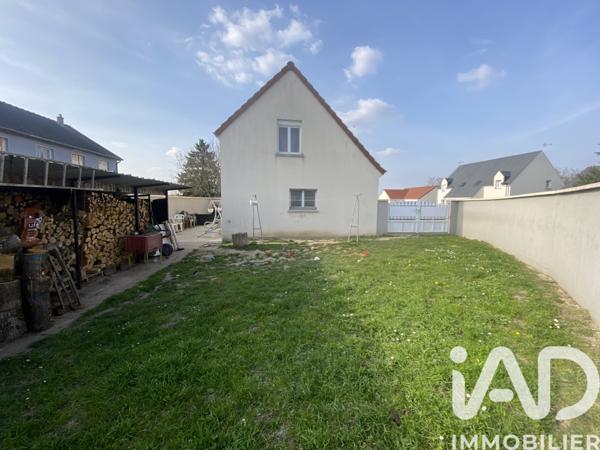 Maison à vendre 5 pièces 91,5 m² Saint-Ay