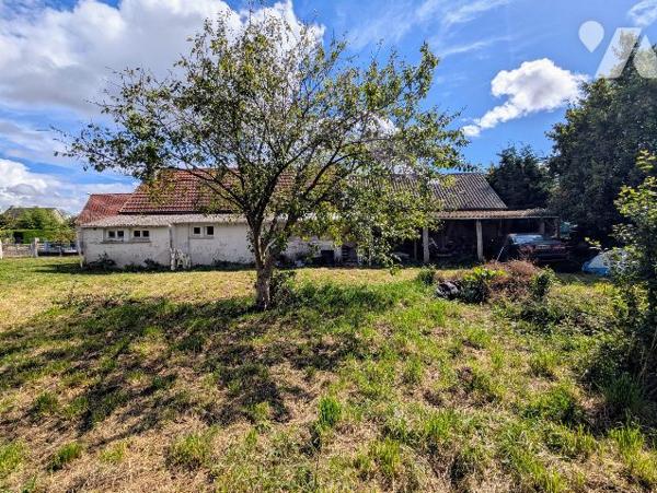 Maison à rénover avec 1300m² de parcelle