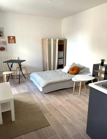 Immeuble de rapport : 3 studios. Prestation qualitative