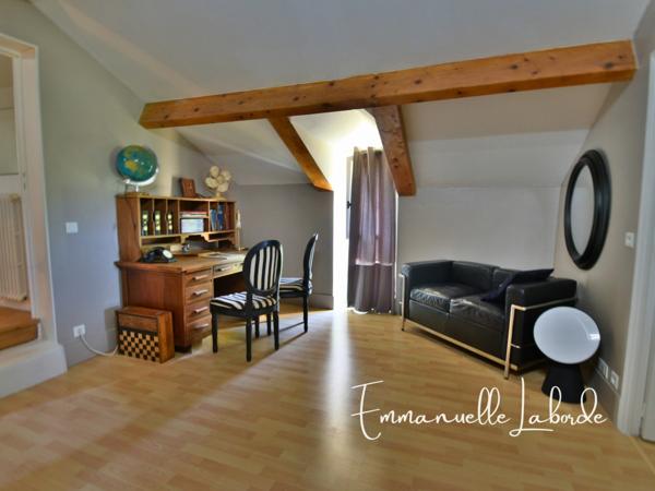 Propriété en pierre avec maison d’amis, piscine et 2,5 hectares LALINDE (24)