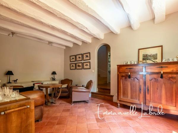 Propriété en pierre avec maison d’amis, piscine et 2,5 hectares LALINDE (24)