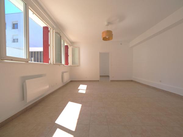 Appartement Romainville 2/3 pièces 52 m2