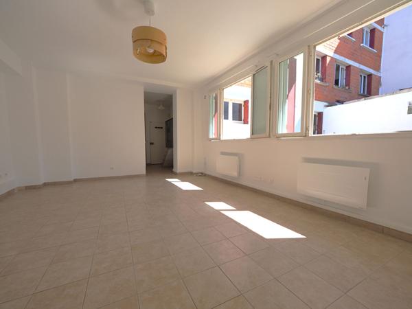 Appartement Romainville 2/3 pièces 52 m2