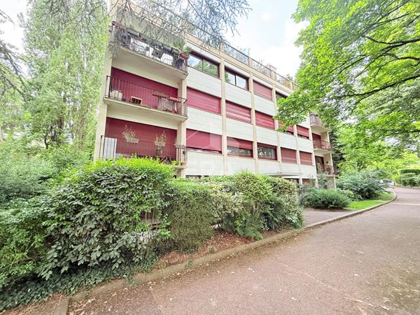 À vendre : Appartement 4 pièces 93 m² à GIF SUR YVETTE