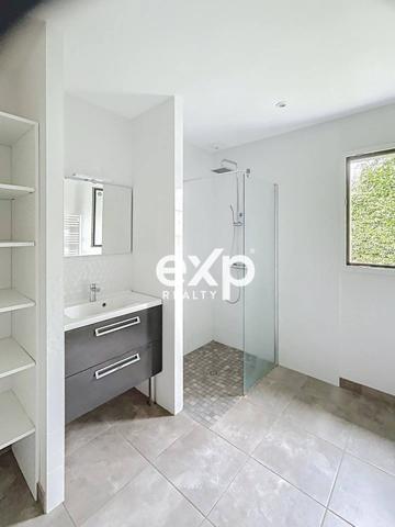 Maison Moderne à Clisson avec 3 Chambres