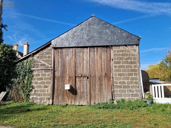 Garage - Parking à vendre à Loire-Authion dans le Maine-et-Loire (49250), ref : 49112-1004