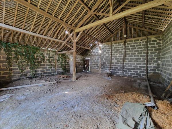 Garage - Parking à vendre à Loire-Authion dans le Maine-et-Loire (49250), ref : 49112-1004