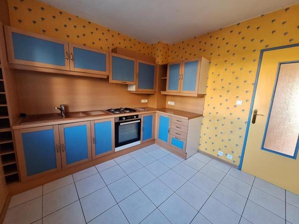 Location Maison 94.99 m² - Vittel 88800