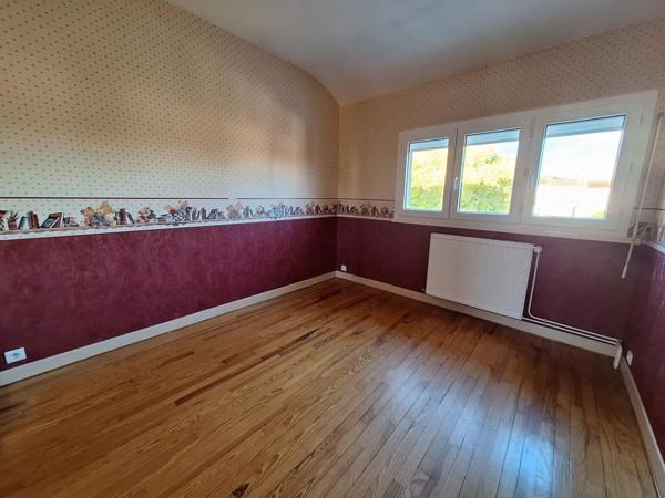 Location Maison 94.99 m² - Vittel 88800