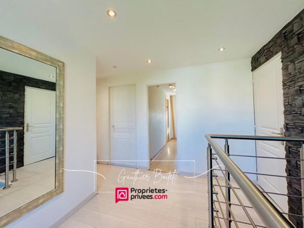 Maison La Ferte Gaucher 8 pièce(s) 133 m2