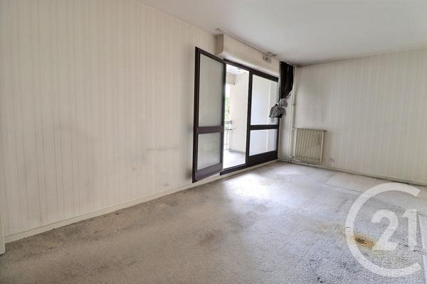 Appartement F2 à vendre  2 pièces - 42 m 2   PARIS  - 75020