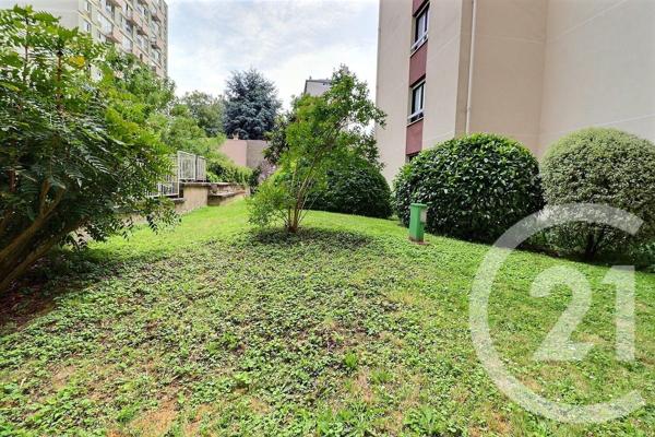 Appartement F2 à vendre  2 pièces - 42 m 2   PARIS  - 75020