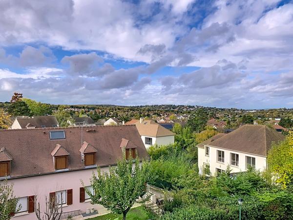 Appartement 4 pièces de 94.12 m² - Fourqueux, Saint-Germain-en-Laye