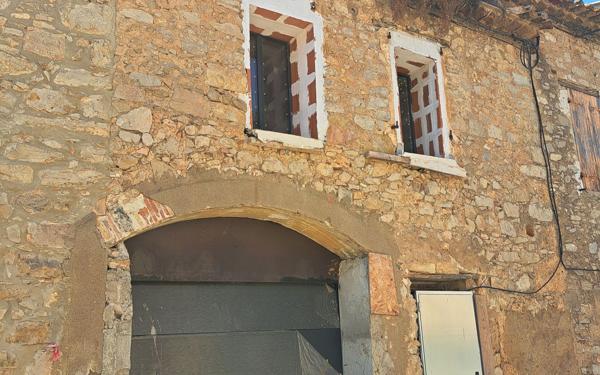 Maison à vendre    3 pièces •  Montredon-des-Corbières