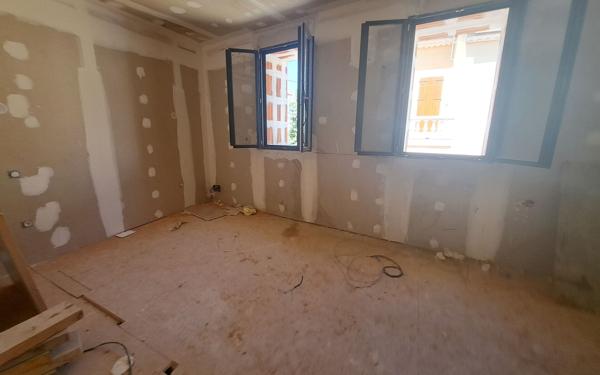 Maison à vendre    3 pièces •  Montredon-des-Corbières