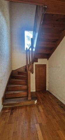 Maison à vendre 6 pièces de 135m² + studio 65m²(32)