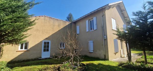 Maison à vendre 6 pièces de 135m² + studio 65m²(32)