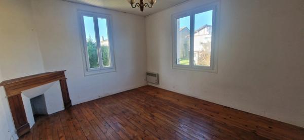 Maison à vendre 6 pièces de 135m² + studio 65m²(32)