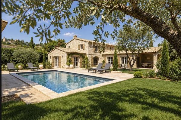 MAISON DE VILLAGE - AU COEUR D'EYGALIÈRES