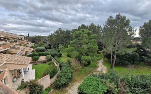 Appartement à vendre    3 pièces • 83,64 m2 Villeneuve-lès-Avignon