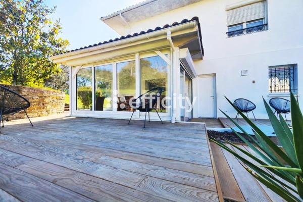 Appartement 5 pièces - 100 m² Bien prestige