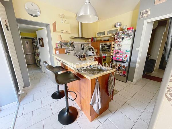 À vendre ? Maison familiale rénovée avec potentiel locatif ? Centre d'Avrillé