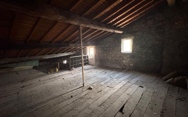 Immeuble à vendre    7 pièces • 183 m2 Livron-sur-Drôme