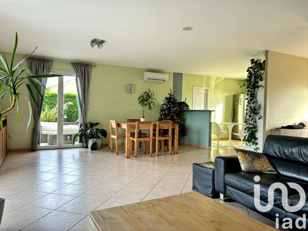 Pavillon 6 pièces de 164 m² à Izon (33450)